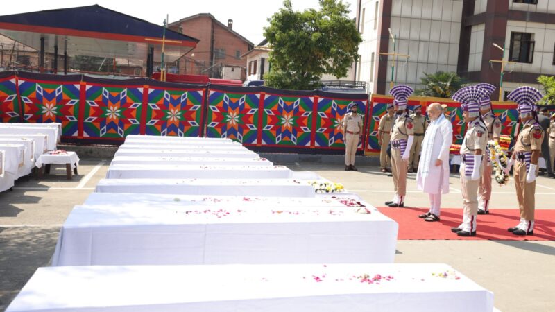 दोषियों को बख्शा नहीं जाएगा, मृतकों को श्रद्धांजलि देने के बाद बोले गृहमंत्री