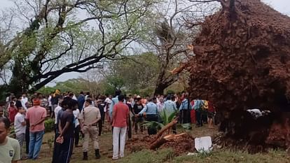 नालंदा में प्रचंड आंधी-तूफान से 22 लोगों की मौत, जनजीवन अस्त-व्यस्त