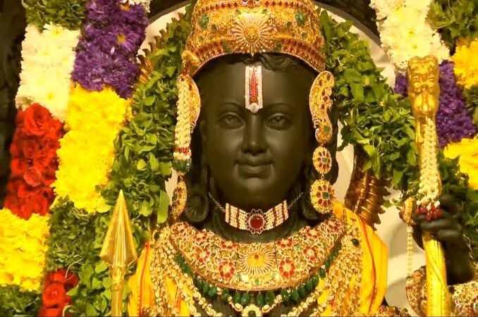 रामनवमी पर यूपी में हाई अलर्ट, अयोध्या में भव्य तैयारी, श्रद्धालुओं पर ड्रोन से बरसेगा सरयू जल