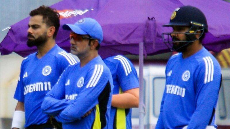 भारतीय टेस्ट क्रिकेट से ‘रोको’ युग का अंत, विराट ने की संयास घोषणा