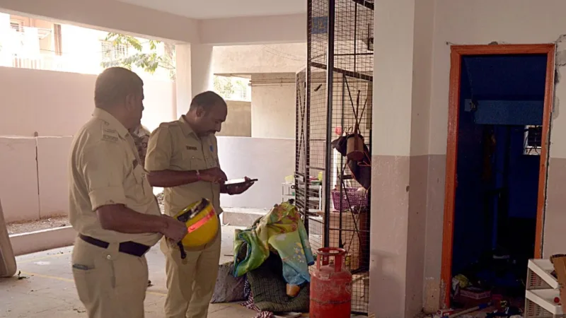 बेंगलुरु: तेज आवाज में गाने बजाने पर विवाद, नशे में पति ने पत्नी पर फेंका तेजाब