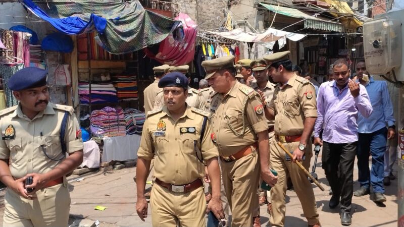 काशी सहित धार्मिक स्थलों पर हाई अलर्ट: विश्वनाथ मंदिर में 600 जवान तैनात, ड्रोन और स्पेशल फोर्स ने संभाली कमान