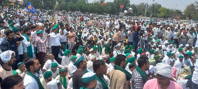 राकेश टिकैत के अपमान के विरोध में किसानों ने भरी हुंकार