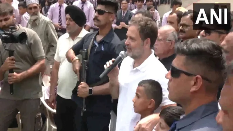 राहुल गांधी का पुंछ दौरा: सीमा पार गोलाबारी से प्रभावित छात्रों और परिवारों का बढ़ाया हौसला