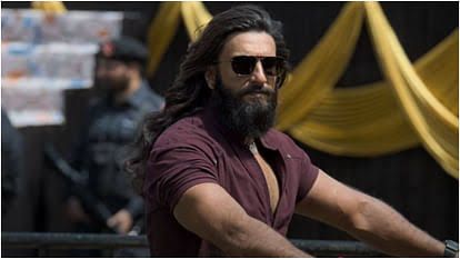 रणवीर सिंह की नई फिल्म ‘धुरंधर’ का दमदार फर्स्ट लुक जारी, एक्शन और इमोशंस से भरपूर होगी कहानी