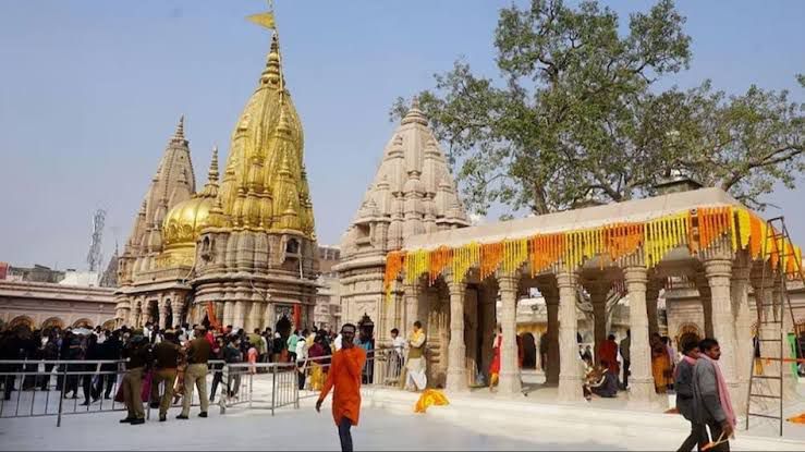 सावन के सोमवार को कांवड़ यात्रा के चलते सभी स्कूल रहेंगे बंद, सुरक्षा कारणों से प्रशासन का फैसला