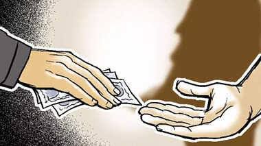 22 हजार की रिश्वत लेते मंडी निरीक्षक रंगेहाथ गिरफ्तार, एंटी करप्शन टीम का छापा