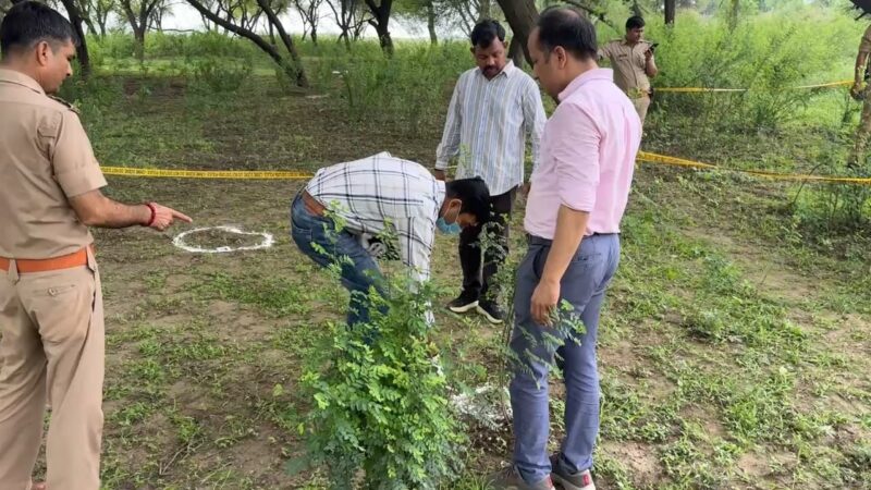 कुरियर कम्पनी के मैनेजर को गोली मारने वाला बदमाश पुलिस मुठभेड़ में घायल