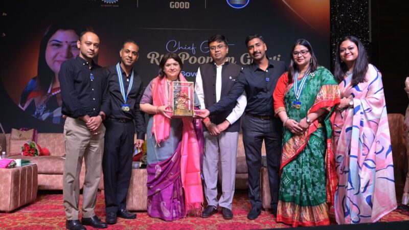 रोटरी क्लब बनारस साइन का तीसरा पद ग्रहण समारोह संपन्न