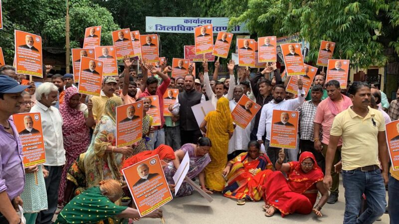 जिलाधिकारी ने सुना फेरी- पटरी- ठेला वालों का दर्द