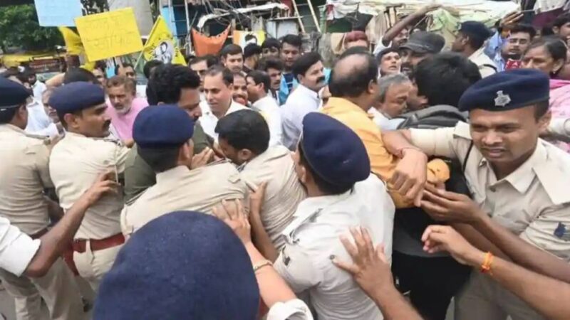 पटना में जन सुराज पार्टी का विधानसभा घेराव प्रयास असफल, लाठीचार्ज में कई घायल