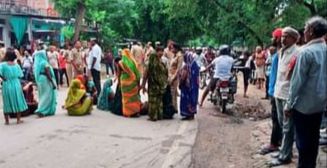 झूठे मुकदमे से आहत युवक ने वंदे भारत ट्रेन के आगे कूदकर दी जान, ग्रामीणों का प्रदर्शन