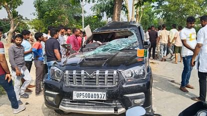 आजमगढ़ में स्कॉर्पियो पेड़ से टकराई, नीलगाय को बचाने के प्रयास में दो युवकों की मौत, दो घायल