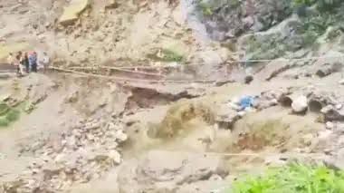 किश्तवाड़ के चिशोती गांव में बादल फटा, मची तबाही, 50 लोगों की मौत; बचाव कार्य जारी