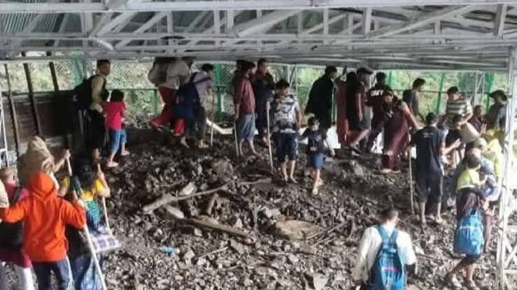 वैष्णो देवी यात्रा मार्ग पर भूस्खलन: 32 श्रद्धालुओं की मौत, 20 घायल; जम्मू-कश्मीर में बारिश से तबाही