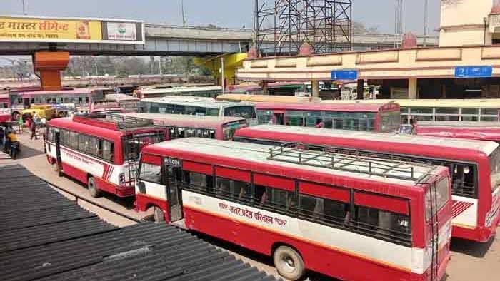 वाराणसी: रोडवेज बस से 278 किलो अवैध चांदी बरामद, दो संदिग्ध हिरासत में