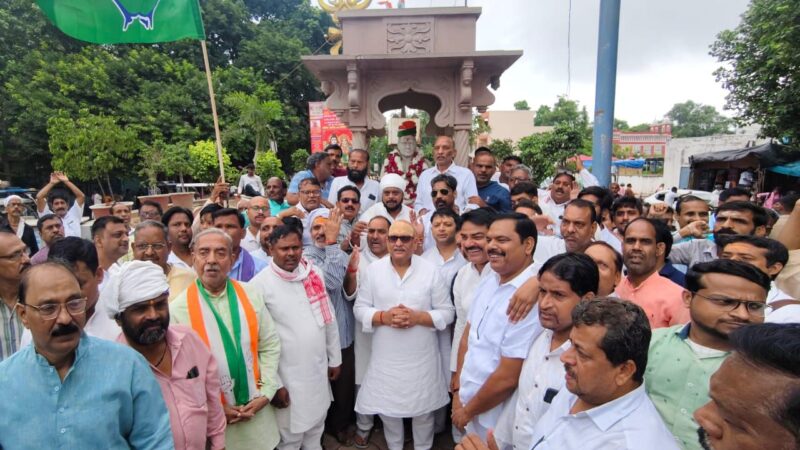 घर-घर जाकर जनता की समस्याएं सुनेगी कांग्रेस, 13 दिन 13 ब्लाक 100 वार्ड पदयात्रा का किया आगाज़