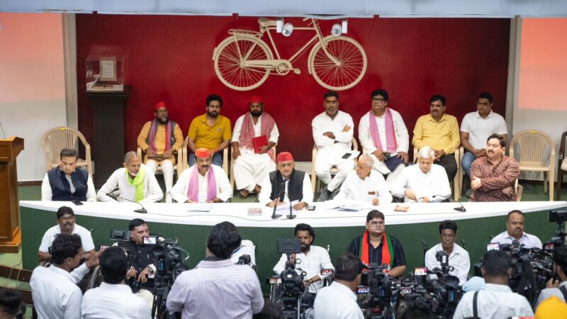 यूपी में खाद संकट के लिए भाजपा सरकार जिम्मेदार