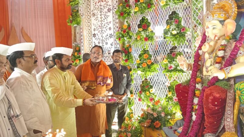 काशी में विराजमान हुए मुम्बई के सुप्रसिद्ध लालबाग का राजा, पांच दिवसीय गणेश उत्सव शुरू