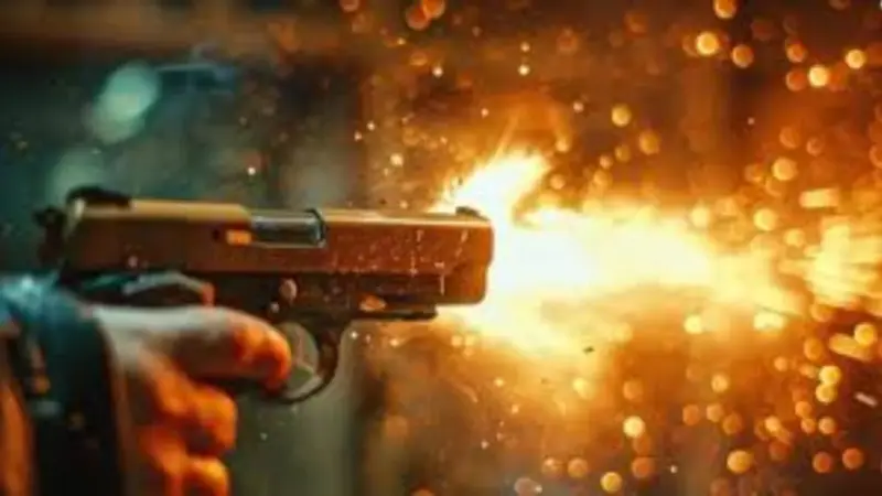 गाजीपुर में पुजारी पर जानलेवा हमला, दो गोलियां मारकर बदमाश फरार: वाराणसी ट्रॉमा सेंटर रेफर