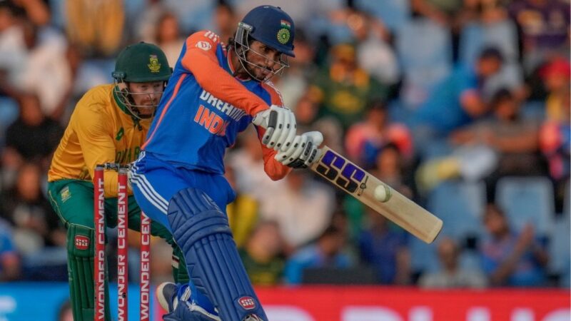 तिलक वर्मा की एकांकी कोशिश नाकाम, दक्षिण अफ्रीका ने दूसरे टी20 में भारत को 51 रन से हराया