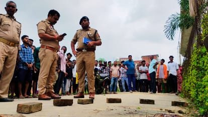 सारनाथ हत्याकांड का इनामी शूटर फौजी मुठभेड़ में गिरफ्तार, पैर में लगी गोली