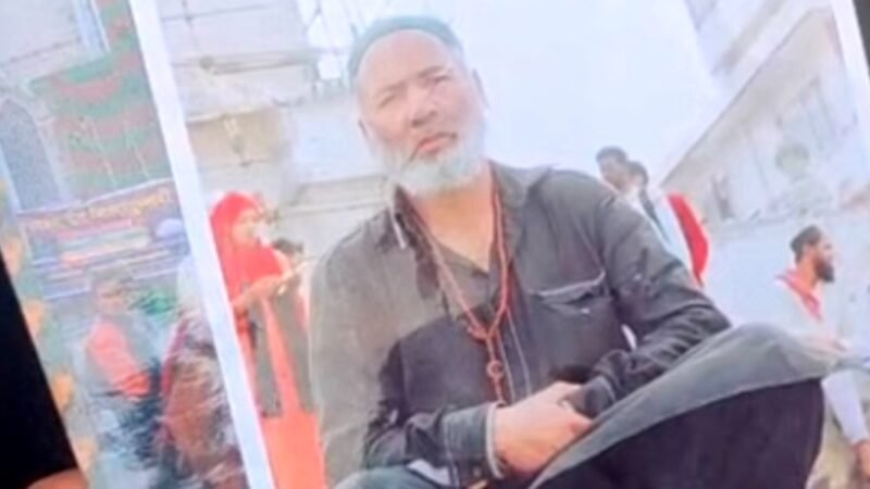 अयोध्या राम मंदिर परिसर से कश्मीरी युवक हिरासत में, नमाज पढ़ने के प्रयास पर मचा हड़कंप