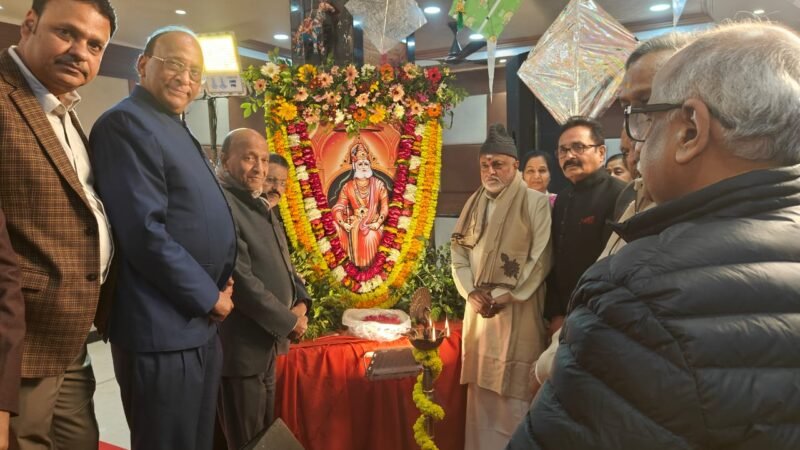 मारवाड़ी समाज द्वारा कर्मवीरों का हुआ सम्मान