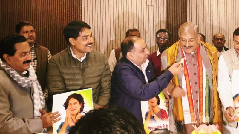 गाँधी जी की अब वैचारिक हत्या कर रही है मोदी सरकार