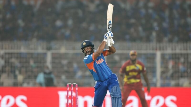 भारत सेमीफाइनल में: वेस्टइंडीज पर 5 विकेट से जीत, अब वानखेड़े में इंग्लैंड से भिड़ंत