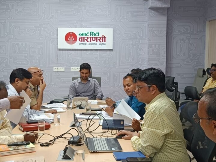 नगर आयुक्त ने दिया नवरात्रि पर शहर में मार्ग प्रकाश व्यवस्था सुदृढ़ करने के निर्देश