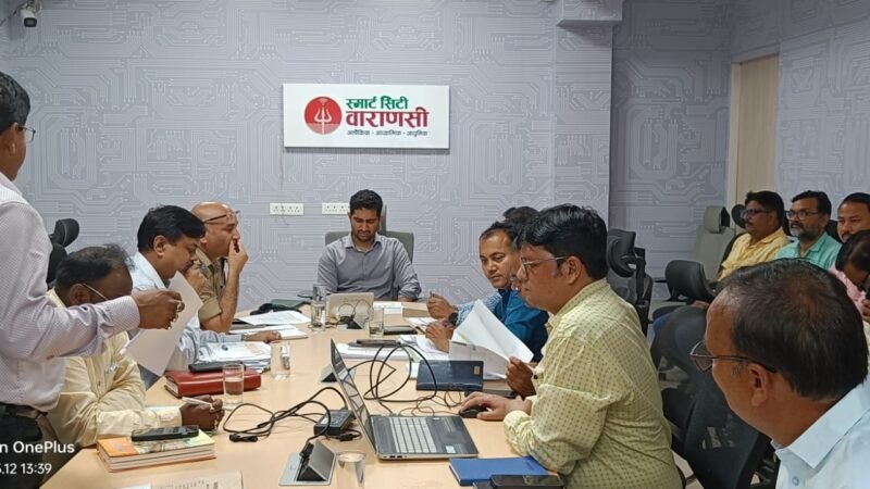 नगर आयुक्त ने दिया नवरात्रि पर शहर में मार्ग प्रकाश व्यवस्था सुदृढ़ करने के निर्देश