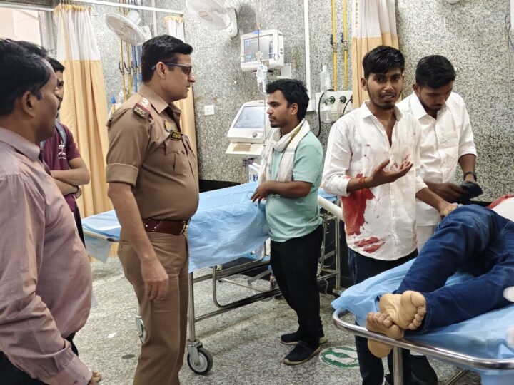 यूपी कॉलेज में दिनदहाड़े छात्र की गोली मारकर हत्या, कैंपस में बवाल