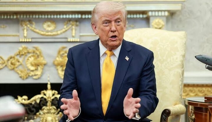 अमेरिका-ईरान तनाव में नरमी के संकेत: ट्रंप ने हमले टालने के दिए आदेश, वार्ता जारी