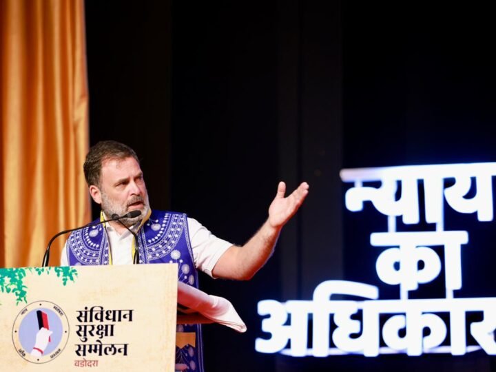 राहुल गांधी का पीएम मोदी पर निशाना: ‘अमेरिका का नाम तक नहीं लिया, किसानों और आदिवासियों के हितों पर खतरा’