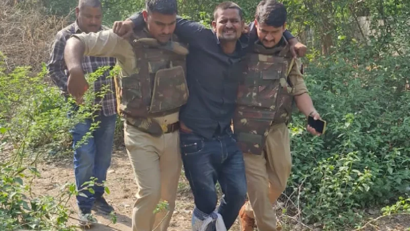 गोवंश तस्करी पर पुलिस का बड़ा एक्शन, 34 पशु मुक्त; मुठभेड़ में घायल बदमाश गिरफ्तार