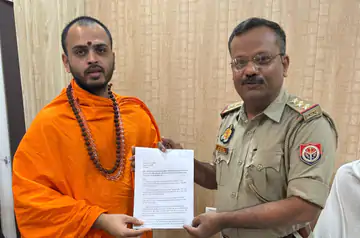 शंकराचार्य अविमुक्तेश्वरानंद को धमकी मामले में FIR दर्ज, पुलिस जांच में जुटी