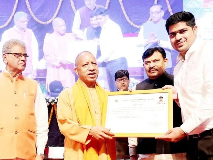सीएम योगी का बयान: योग्यता के आधार पर मिल रही नौकरी, 9 साल में बदली यूपी की छवि