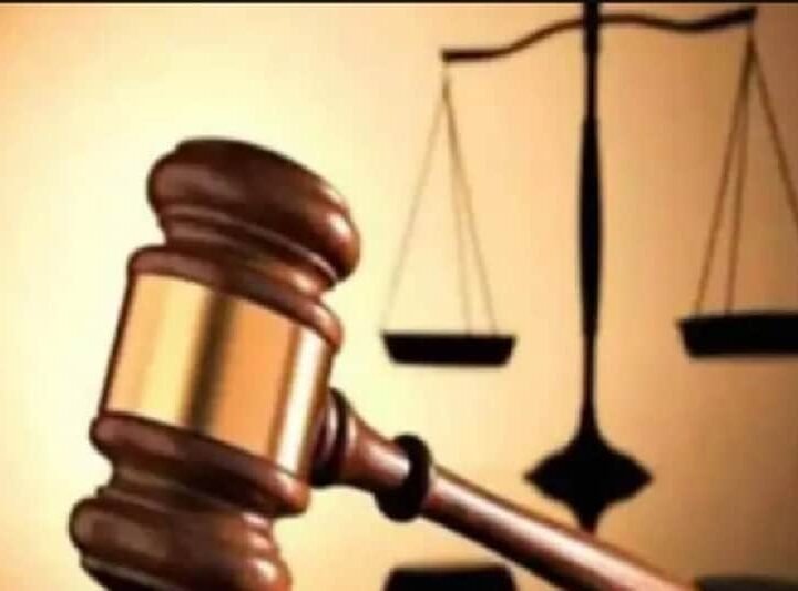 26 साल पुराने मामले में CBI के दो अधिकारी दोषी: कोर्ट ने सुनाई 3-3 महीने की सजा