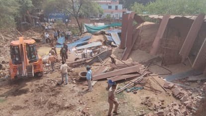 वाराणसी में नगर निगम का अतिक्रमण पर बड़ा अभियान, 550 बीघा सरकारी जमीन कब्जामुक्त