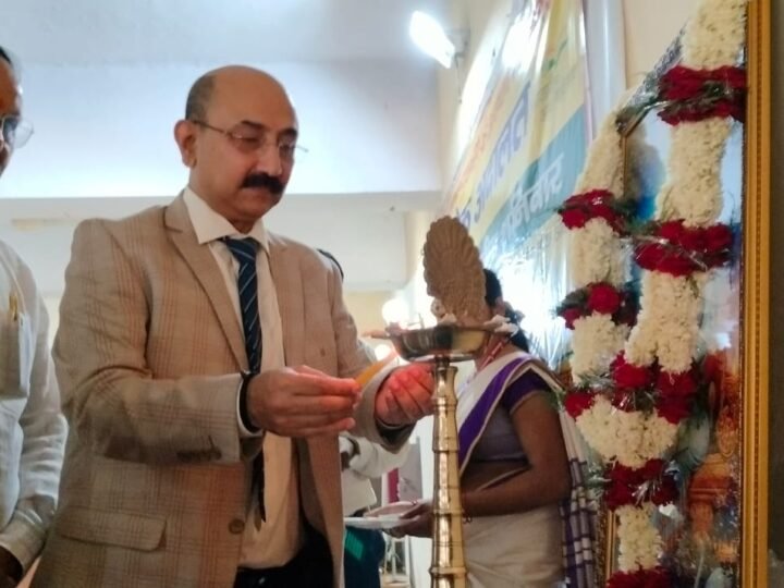 राष्ट्रीय लोक अदालत में जनपद न्यायालय से 33807 वादों का निस्तारण
