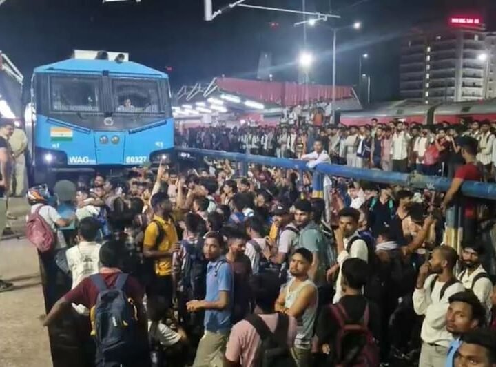 पटना के पाटलिपुत्र स्टेशन पर परीक्षार्थियों का हंगामा, पथराव और तोड़फोड़ के बाद पुलिस ने किया लाठीचार्ज