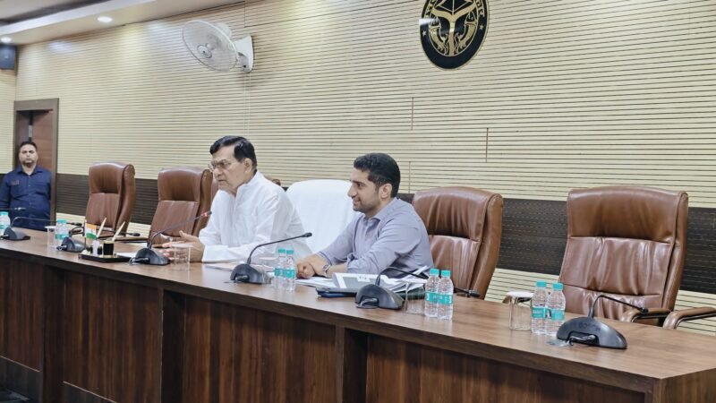 अब गलियों की सफाई से लेकर सड़कों के गड्ढों पर रहेगी कैमरे नजर