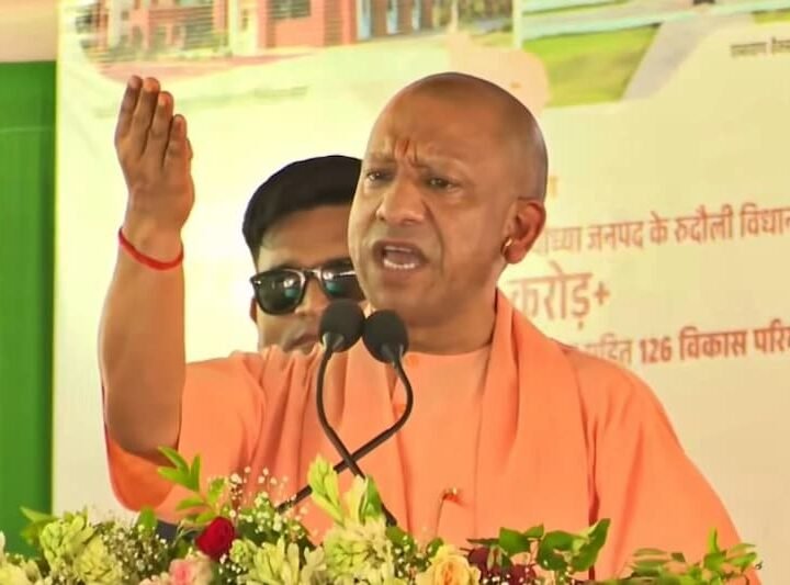 अयोध्या में बोले सीएम योगी: रामभक्तों को आहत करने वाली टिप्पणी से बचें, राम मंदिर चढ़ावा विवाद की SIT जांच जारी