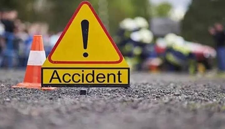 वाराणसी: निर्माणाधीन रेलवे परियोजना के ट्रेलर ने 6 वर्षीय मासूम को कुचला, मौके पर मौत