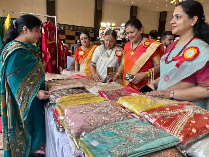 श्रावणी तीज मेले में दिखा नारी शक्ति और लोक संस्कृति का संगम, 70 से अधिक स्टॉल बने आकर्षण का केंद्र