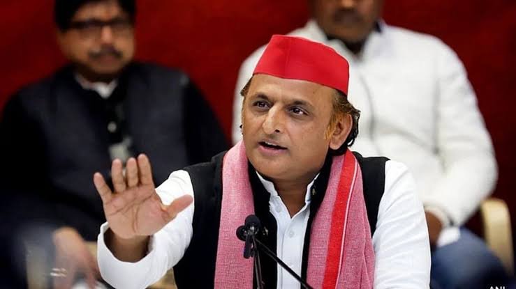 उपचुनाव नतीजों पर अखिलेश यादव का भाजपा पर हमला, बोले- ‘भगवान ने घमंड का बुखार उतार दिया’
