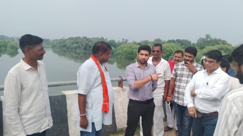बाढ़ प्रभावित इलाकों में नगर निगम का विशेष स्वच्छता अभियान, बीमारियों की रोकथाम पर जोर