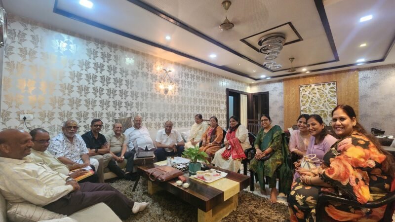 पहली बार हवाई जहाज में होगा दादी का मंगल पाठ, 20 सितंबर को काशी से रवाना होंगे 230 भक्त